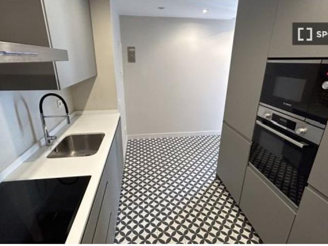 Alquiler de habitaciones en apartamento de 6 dormitorios en Centro