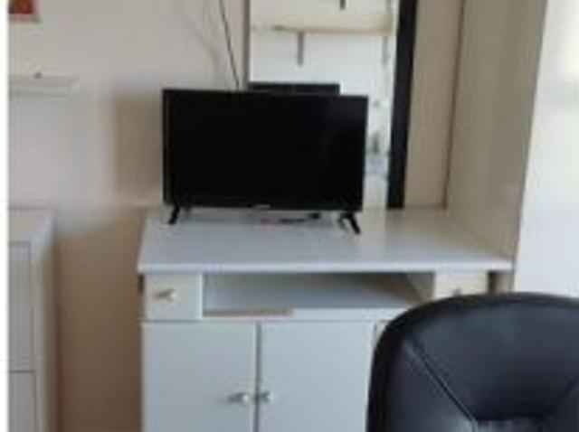 Alquiler de habitaciones en piso de 4 dormitorios en Almería