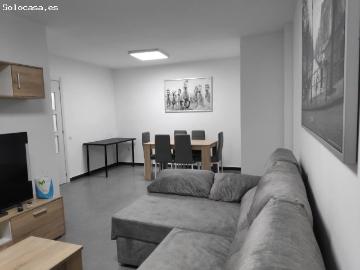 ALQUILER DE HABITACIONES EN PISO DE 4 DORMITORIOS EN Bº DEL CARMEN