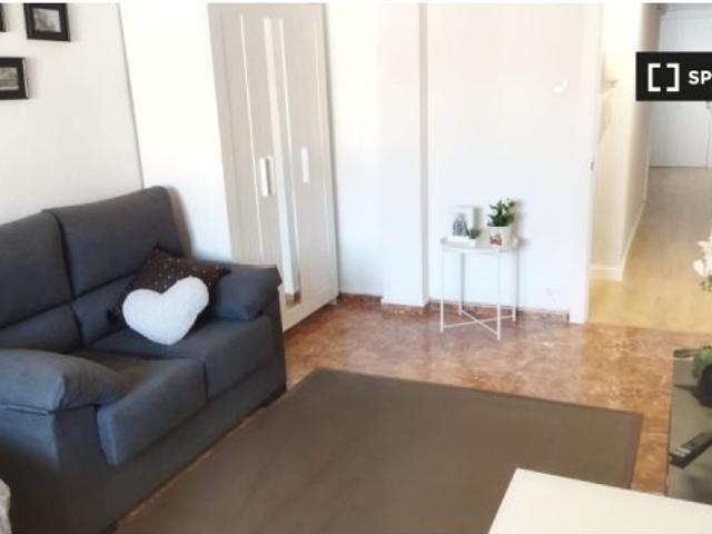 Alquiler de habitaciones en piso de 4 dormitorios en Zaragoza