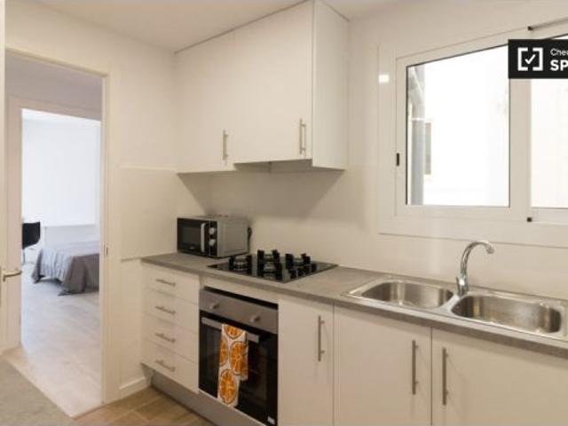 Alquiler de habitaciones en piso de 4 habitaciones en Sant Gervasi Galvany