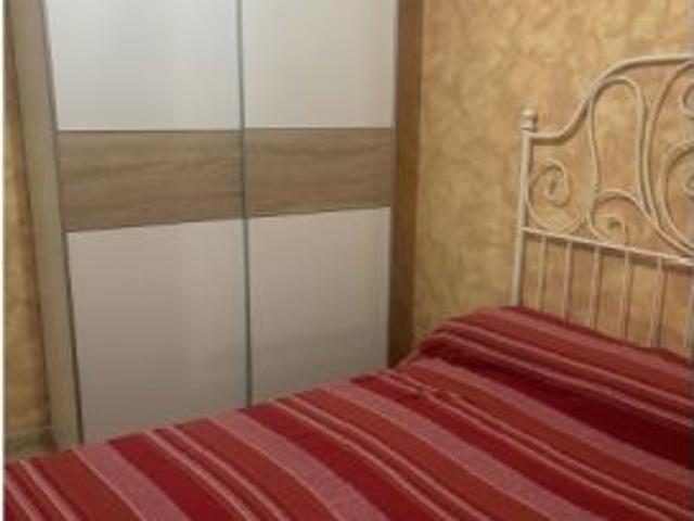 Alquiler de habitaciones en piso de 3 dormitorios en Badalona