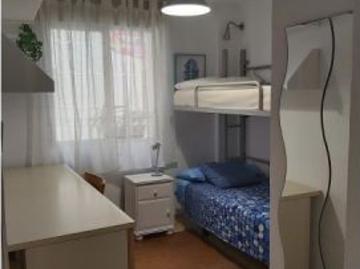 Alquiler de habitaciones en piso de 3 habitaciones en Cádiz