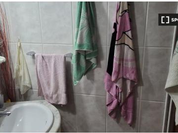Alquiler de habitaciones en piso de 3 habitaciones en Mataró