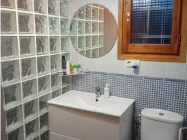 Alquiler de habitaciones en piso de 3 habitaciones en Sabadell