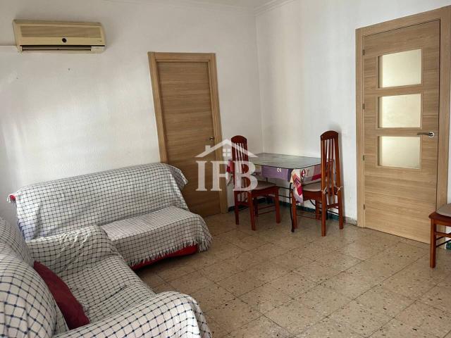 Alquiler de habitaciones para estudiantes – Solo chicas – Zona Pardaleras Badajoz