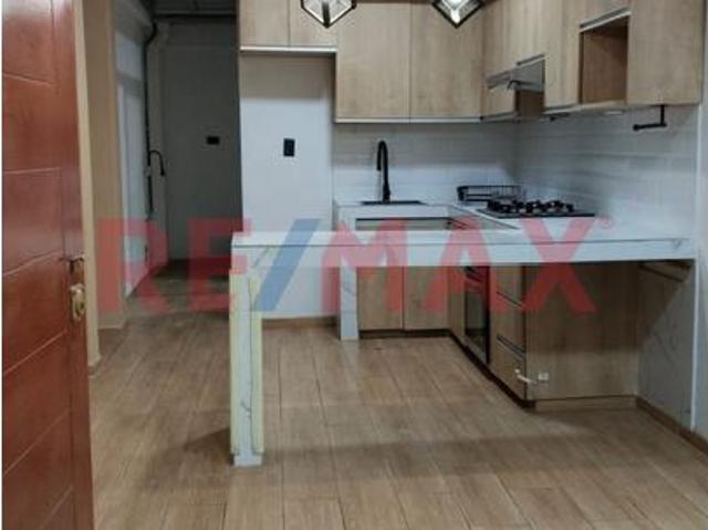 Alquiler De Minidepartamento De 40 M² En El Callao – Frente A Mallplaza Bellavista
