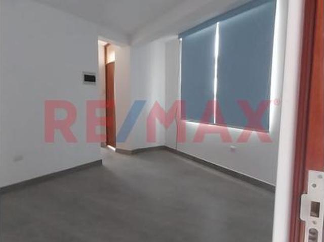 Alquiler De Minidepartamento 2Do Piso A Unas Cuadaras Del Regional