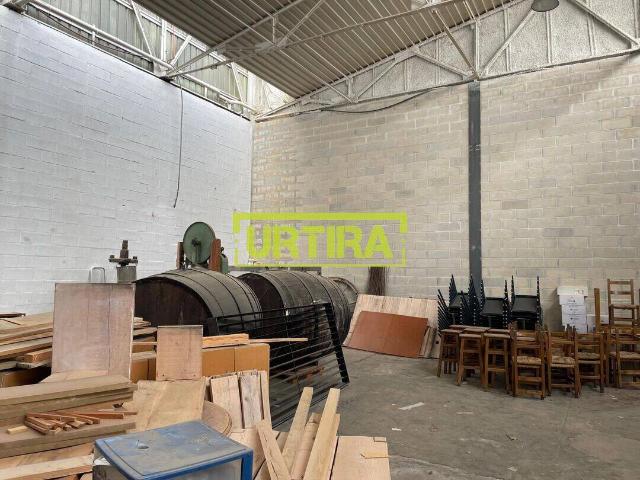 ALQUILER DE NAVE INDUSTRIAL DE 150 m² Y 8 9 m DE ALTURA EN ADUNA