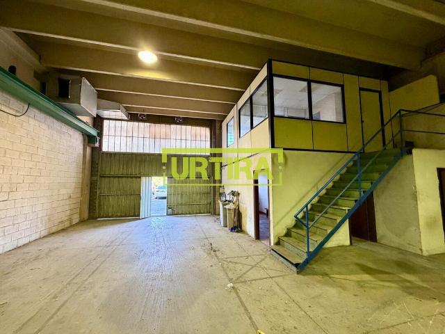 ALQUILER DE NAVE INDUSTRIAL DE 500 m² CON PUENTE GRÚA 5 TN EN MARTUTENE – POLÍGONO 27 DONOSTIA