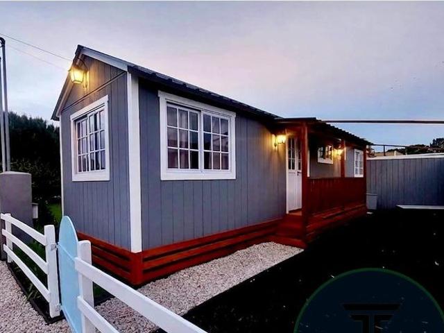 Alquiler de PH 3 ambientes a estrenar con jardín y deck en La Caleta