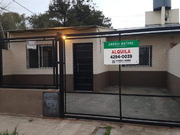 Alquiler de ph dos ambientes con cochera en Calzada