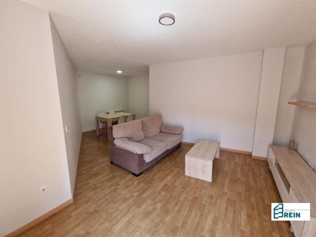 Alquiler de Piso de dos habitaciones en travesia de valdehigueras