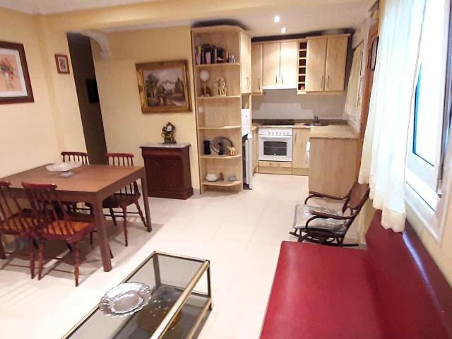 ALQUILER DE PISO DE 3 HABITACIONES EN PRIMERA LINEA DE PLAYA