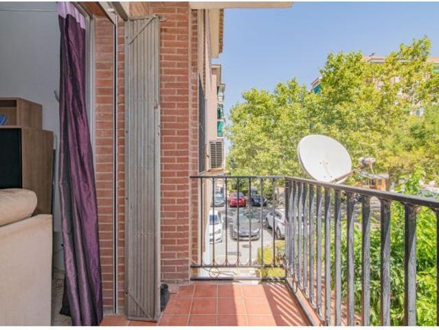 ALQUILER DE PISO DE 4 DORMITORIOS POR HABITACIONES EN TRAUMATOLOGIA