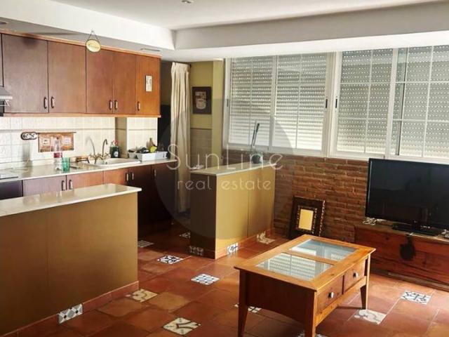 Alquiler de piso de 80 m² con 2 dormitorios y vistas panorámicas en Nou Campanar