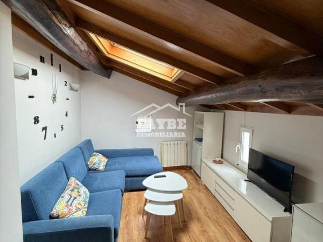 Alquiler de piso exterior de 1 dormitorio en Monforte de Lemos
