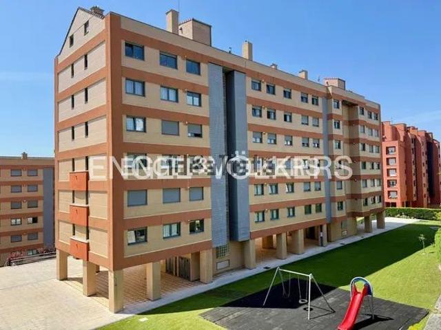 Alquiler de piso en Avenida de Cantabria