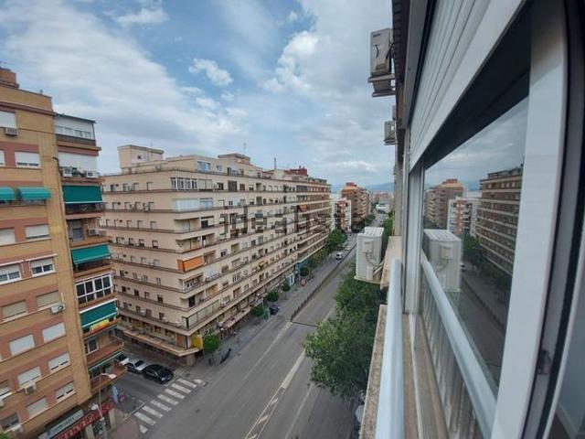 Alquiler de piso en Avenida de Andalucía, 11