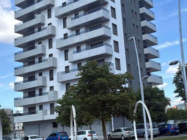 Alquiler de piso en Avenida de José Aguado, 56