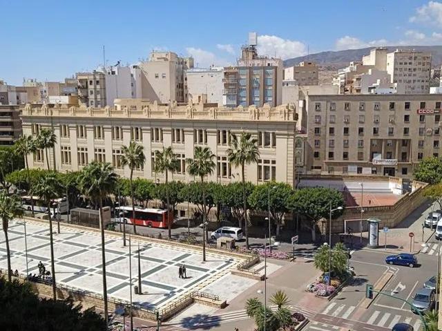 Alquiler de piso en Avenida de la Estación, 1