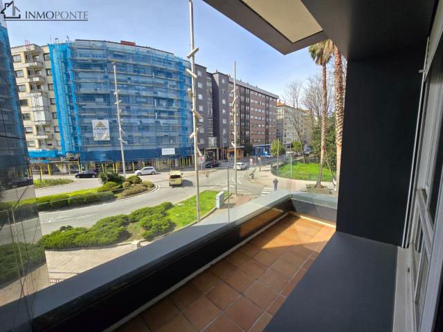 Alquiler de piso en Avenida de Vigo – Amplio y muy luminoso!