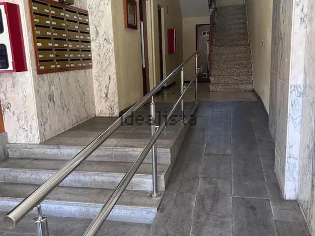 Alquiler de piso en Avenida Diputación, 3
