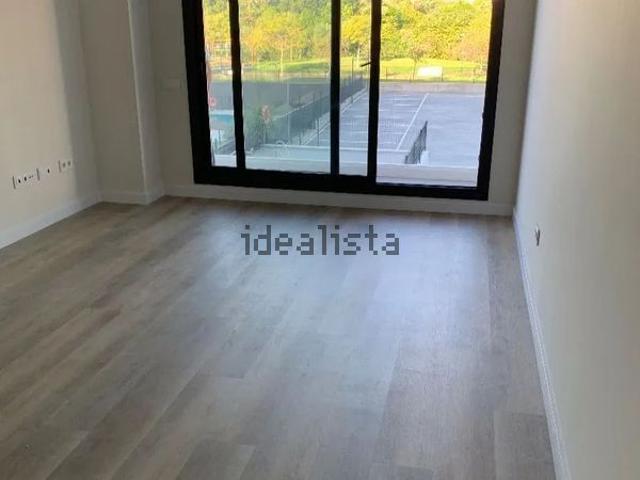 Alquiler de piso en Avenida Octavio Paz, 5