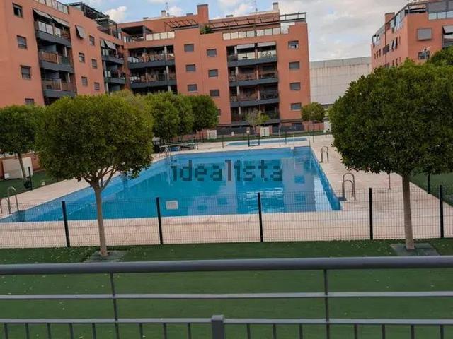 Alquiler de piso en Avenida Montequinto, 3