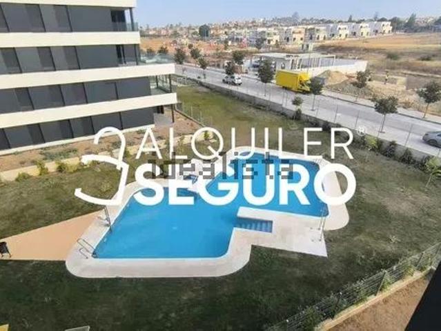 Alquiler de piso en Avenida Manuel Clavero Arévalo
