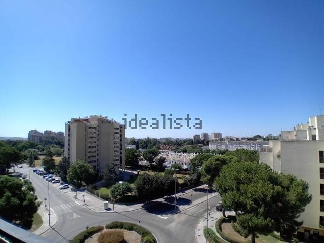Alquiler de piso en Avenida San Joaquín, 8
