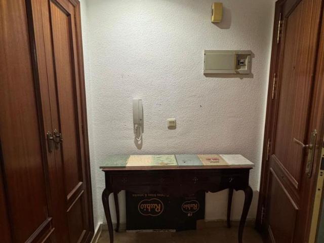 Alquiler de piso en Avenida Pintor Portela, 34