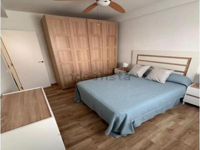 Alquiler de piso en Altamira Oliveros Barrio Alto