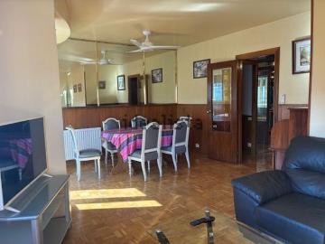 Apartamento en alquiler en Pamplona - Ascensor