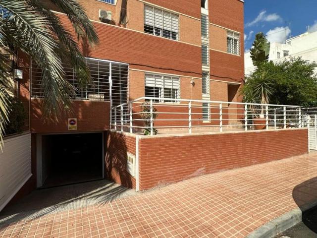 Alquiler de piso en Calle Azucena