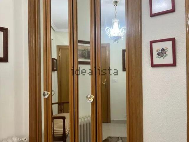 Alquiler de piso en Calle Alexandre Bóveda
