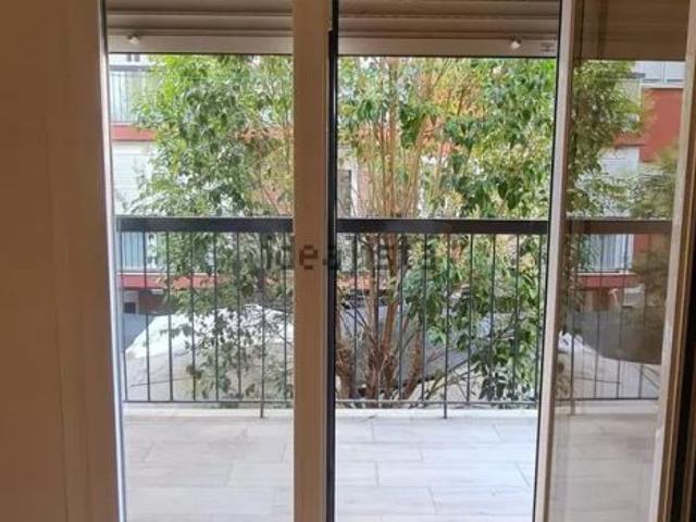 Alquiler de piso en Calle Artesanía, 4