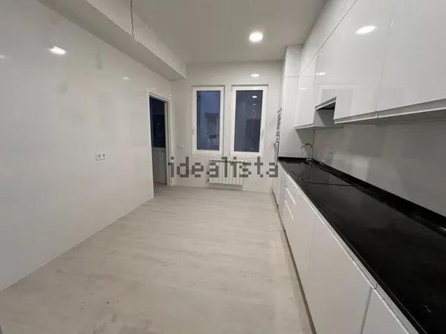 Alquiler de piso en Calle Calvo Sotelo, 23