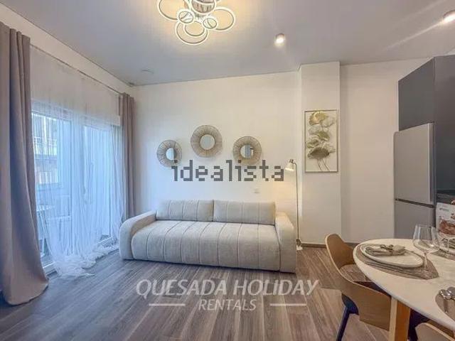 Alquiler de piso en Calle Campoamor, 35