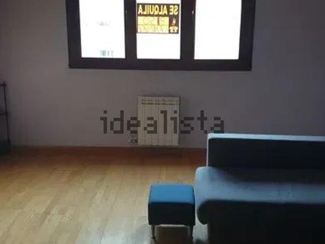 Alquiler de piso en Calle de Agustín Alfageme, 12