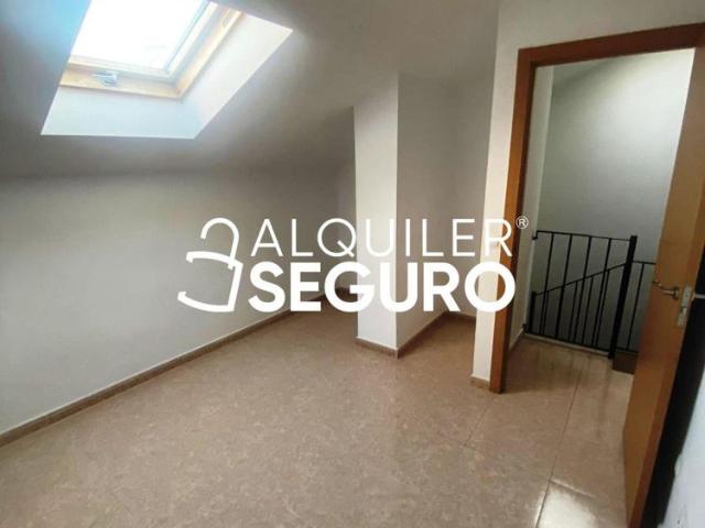 Alquiler de piso en Calle de la Fuente