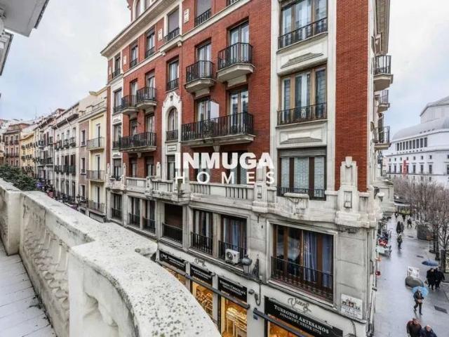 Alquiler de piso en Calle del Arenal