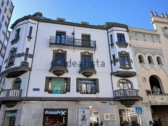 Alquiler de piso en Calle Don Pelayo, 2