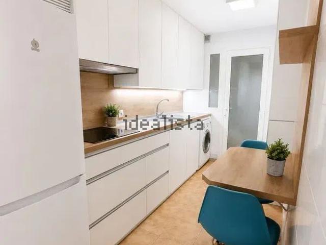 Alquiler de piso en Calle Lérida, 37