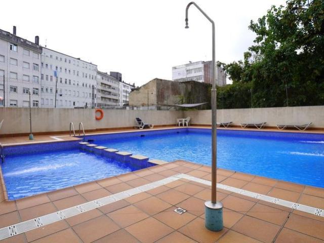 Alquiler de piso en Calle Rafael de Vega Doutor