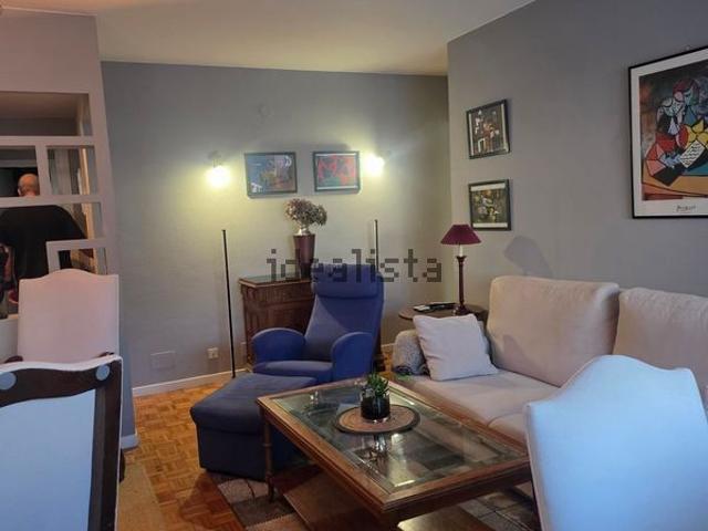 Alquiler de piso en Calle Rafael de Vega Doutor, 9