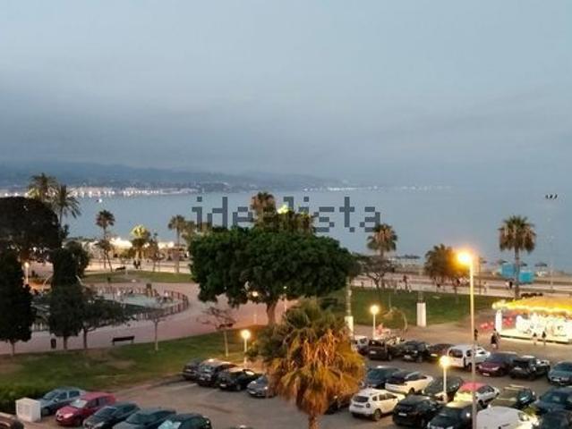 Alquiler de piso en Paseo Marítimo de Poniente, 50