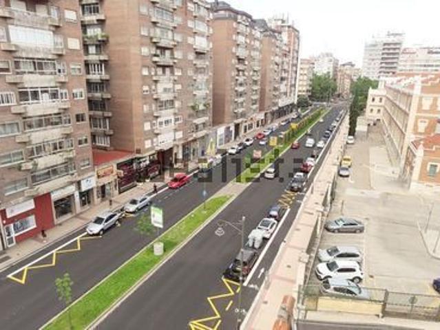 Alquiler de piso en Paseo del Hospital Militar, 22