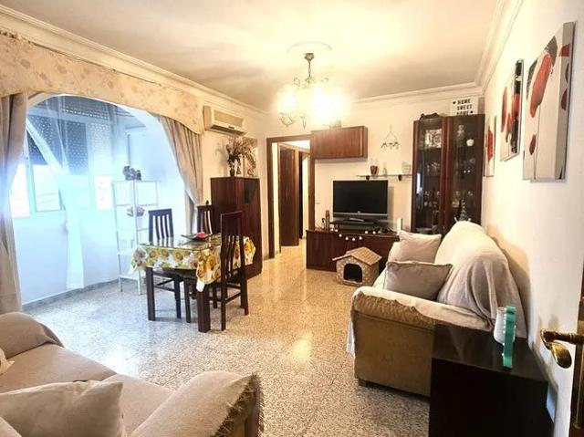 Alquiler de piso en Pino Montano