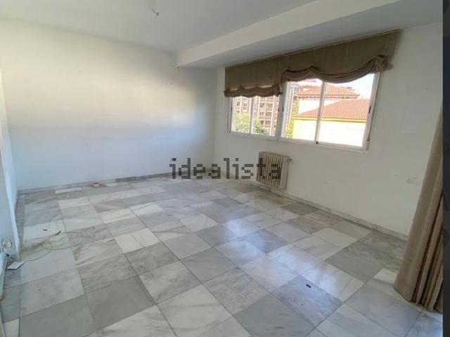 Alquiler de piso en Plaza de Colón, 32